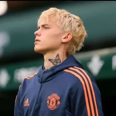 MaIYa_TaNG's profile picture. 关注嘉然嘎，关注嘉然谢谢嘎