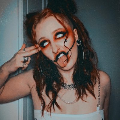 shr00mcatt's profile picture. ✨👻 RDO. Fallout. Skyrim. Yu Gi Oh. Anime. Pagan. Horror. Books. Pink. Pasta. Fungi 🍄🌸