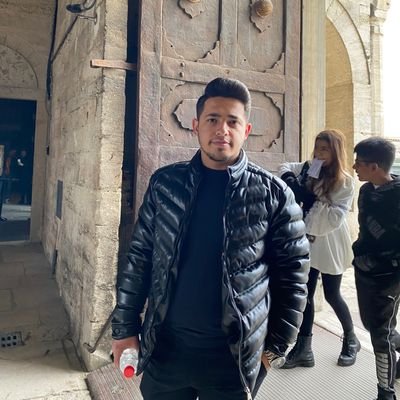 Mhmt_brnky's profile picture. 