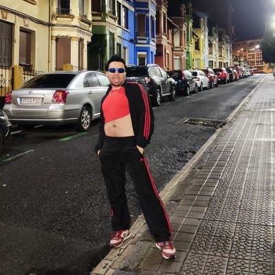 Un tonto muy majo. profesor y bailarín 🏳️🌈
@GeryOculto cuenta candado