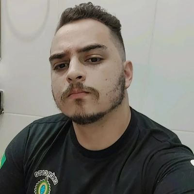 Tec Enfermagem 🥼💉
Ex-Militar 🇧🇷
Sofredor do São Paulo FC 🇾🇪
Amante de Pro-Wrestling 🤼
Whovian 👽
