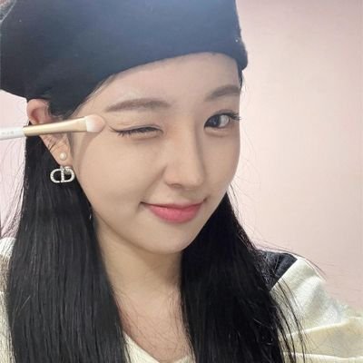 fiyhw19158469's profile picture. 