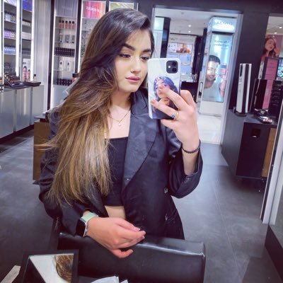 twinklepatel26's profile picture. I am a professional makeup artist.