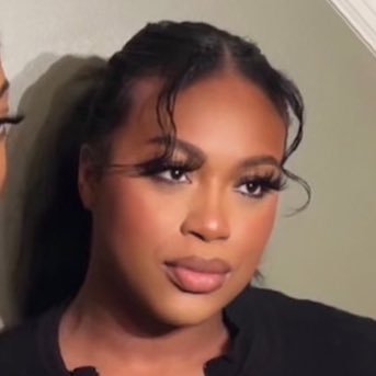 _queensfinest's profile picture. ♋️ | 🇭🇹 | SE 👩🏽‍💻