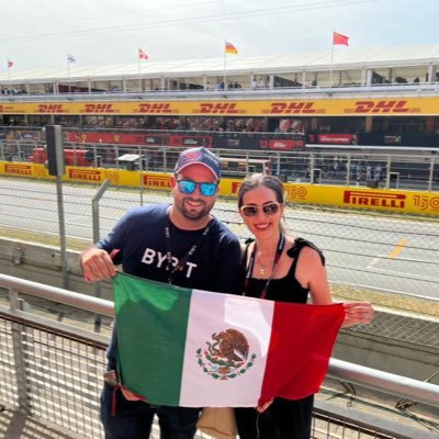 Una pareja amante de la F1 🏎🏁