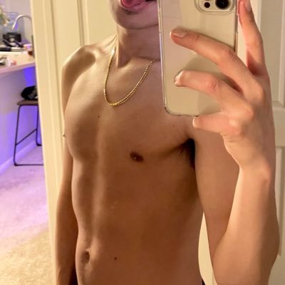 qsgardner's profile picture. Amazon sellers, if you want to review toys for free, please send me a private message, in addition to recruiting strong, want to make money Amazon agent.