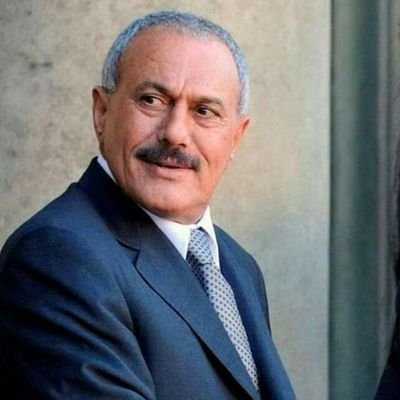يمني حر يرفض العدوان على وطنه ويرفض ان يحكمه ويسرق أبناؤه اللصوص بااسم الله
اليمن مقبرة الغزاه واللصوص