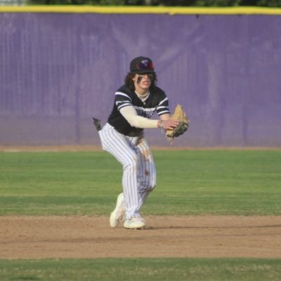 shhs baseball 🎩 ig: jasonalvrz2