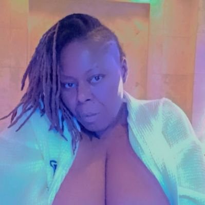 Thick Hips, 'G' Titts, & Good Using My Lips 💋💦| PHAT ßeauty| ß0dy +Positivity... Accepting Gifts & Surprises ALL Month Long, Cashapp $isyng4u2
