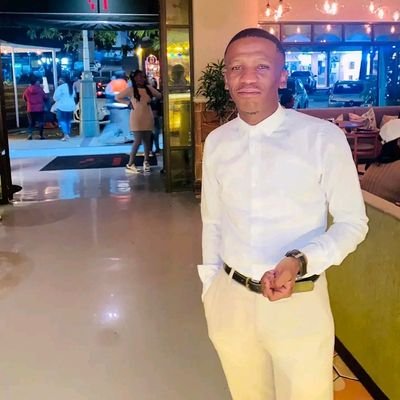 🇿🇦…Durban📍…Educator👞👔💼…Honours Student📚📖…Aspiring Academic🎓💡…Durban📍…Mamelodi Sundowns💛💚…Manchester City💙🤍…Traveller🚗✈️🏖🏔⛱💺🍔🍕🍝🏄🏾♂️🎫