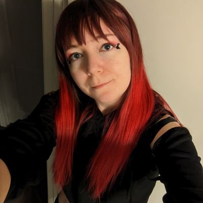 Follow me on Twitch https://t.co/sb90Ee5m1a Hearthstone,WoW,League and more!