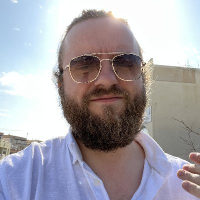 michaelloveski's profile picture. Here to learn the art of inner peace | Following my highest excitement | Vibin with Bashar / Abraham Hicks / Michael A. Singer / Kyle Cease 
Digital Nerd | 𝗠𝗠