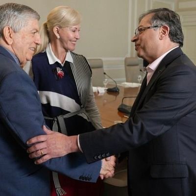 Biciredlatam's profile picture. Política Deportes Noticias Gobierno Políticos