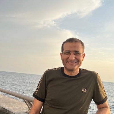 استغفر الله الذي لا اله الا هو الحي الْقَيُّوم وأتوب اليه