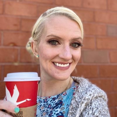 Realtor🧘♀️Entrepreneur 💵 Emotional Health Advocate 🌅 Single Momma👩💼 Holistic Energy Healer 🕯️Housing Advocate