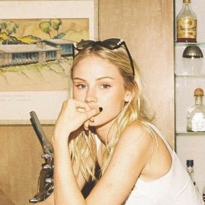 effectpercy's profile picture. 🗞𖥻 Taylor supremacist 𓂃 ‹3 (ela/dela)