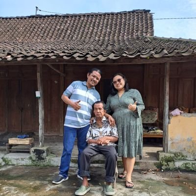 vhishnu5's profile picture. Ubahlah keadaan, supaya jangan diubah keadaan