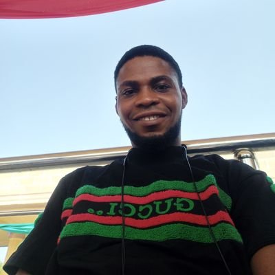 Samfix304's profile picture. 