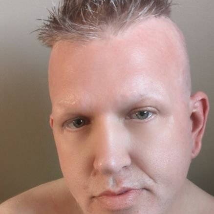 markallan1972's profile picture. love god, love people