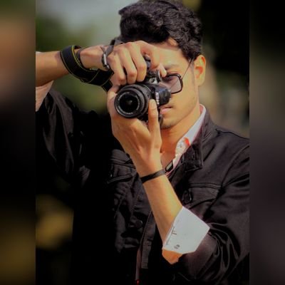 Professional photographer 
Insta-@indianpixel_world