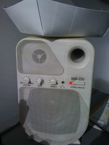 FauxLicensor's profile picture. just a bunch of politics-related nonsense