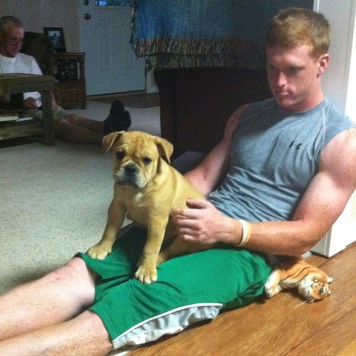 aaronmoreland01's profile picture. 