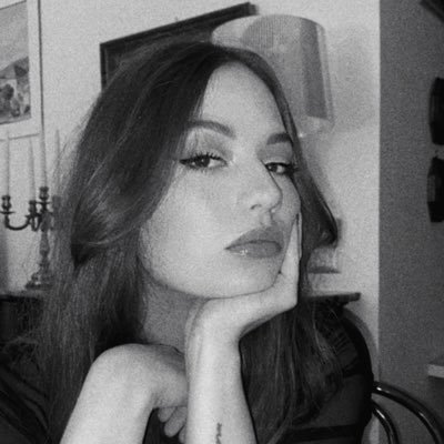 NinaCruella's profile picture. Crypto friendly 🎀