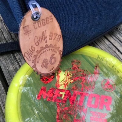 Disc golf stuff and non disc golf stuff. If you like disc golf and stuff, let’s follow each other.