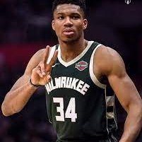 A college student，love sports， love travel，loveAntetokounmpo .Greek Freak,Antetokounmpo forever.