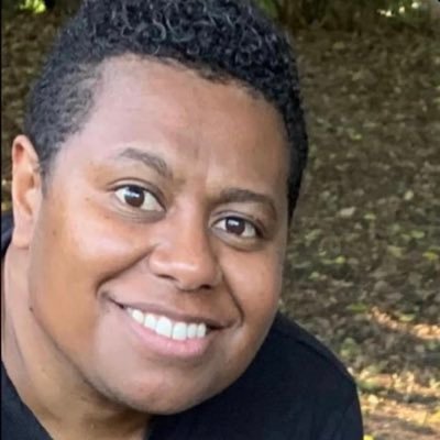 Dharumbal - South Sea - Co Founder of Indigilez - Criminology - Indigenous Trauma Recovery - Public Sector Management - QUT & UOW Alumni - Tweets are my own #🐰