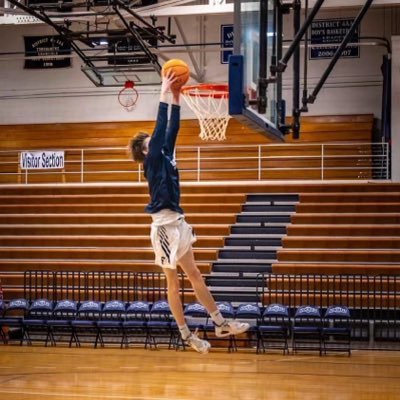 Farragut High School Basketball #14/ Class of 2025🏀/ 4.4 GPA/ 6’3 point guard/ Coach: @J_Burris_1/ AAU: @TN_Primetime 17u