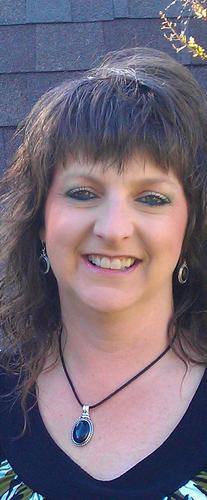 Mother of two, wife to a wonderful man, loves football, camping and the outdoors.