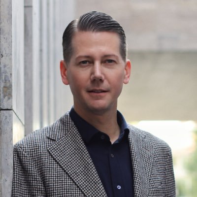 Dr. Stefan Leuenberger Profile