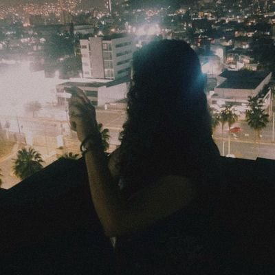 Happy, free, confused and lonely at the same time | 24