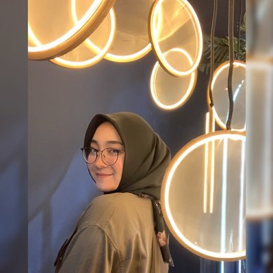 sheenmerism's profile picture. 