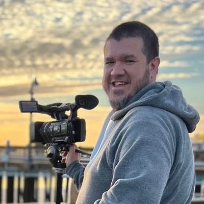 I do many things, but I currently stream on twitch https://t.co/XC0MzLiNvI https://t.co/kbUBgOBQlJ