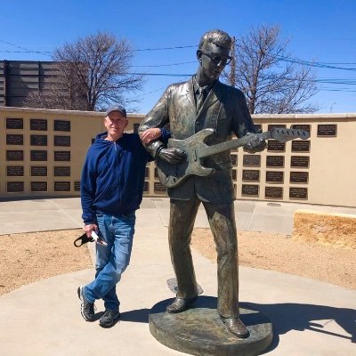 Hasty8Greg's profile picture. Author, painter lover of music and sports