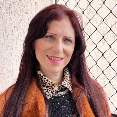 prof da Rede Municipal aposentada, espiritualista