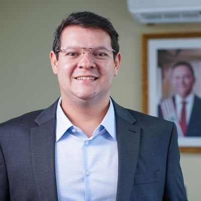 Secretário de Estado do Planejamento e Orçamento do Maranhão. Contador Pós-graduado em Gestão, Governança e Setor Público.