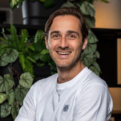 Ajax - Ondernemer - Wielrennen - Digital Marketing - https://t.co/9L4jjrD01q | E-commerce