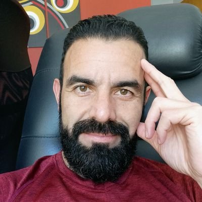 Licenciado en #Filosofía 🦉 #DepecheMode, la mejor banda del Universo!
¡Viva el #RockNacional y el #FolkloreArgentino! 🇦🇷 ¡Hincha de #RiverPlate! ♥️