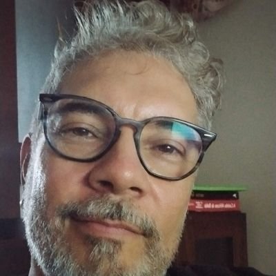 Antropólogo, Pisciano, Pesquisador Interdisciplinar, Nordestino, Cronista, Professor da UFBA.
Instagram: @miltonjulio.quatroventos