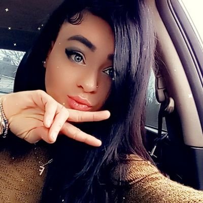 chrizzzcakezzz's profile picture. Your FaceTime Girlfriend