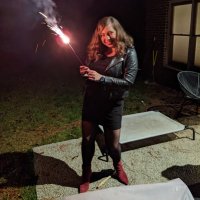Cait H (@caithwrites) 's Twitter Profile