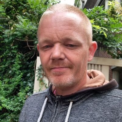 BerlipsRichard's profile picture. Hi i am Richard Berlips i am 43 years old i life in the netherlands i work in the horeca i have 6 kids 5 dauthers and 1son like to know more ablut me just als??