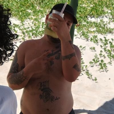 Artista sonoro e esporadicamente vandal de muros