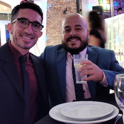Construimos la mejor versión de nosotros mismos 🏳️🌈🇦🇷solo mayores de 18 🔞