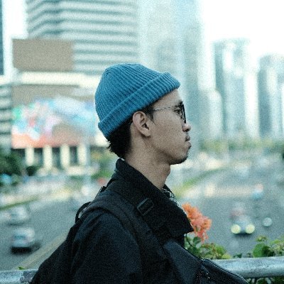 Galuhrstwn's profile picture. Here, there and everywhere