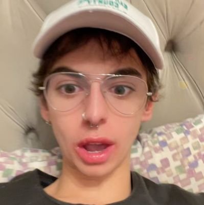 miabeloscar's profile picture. :D