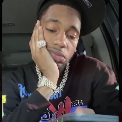 thefemaledondu's profile picture. life is what you make it